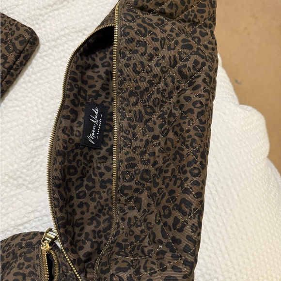 Moon Nude - Picture 5 of 5